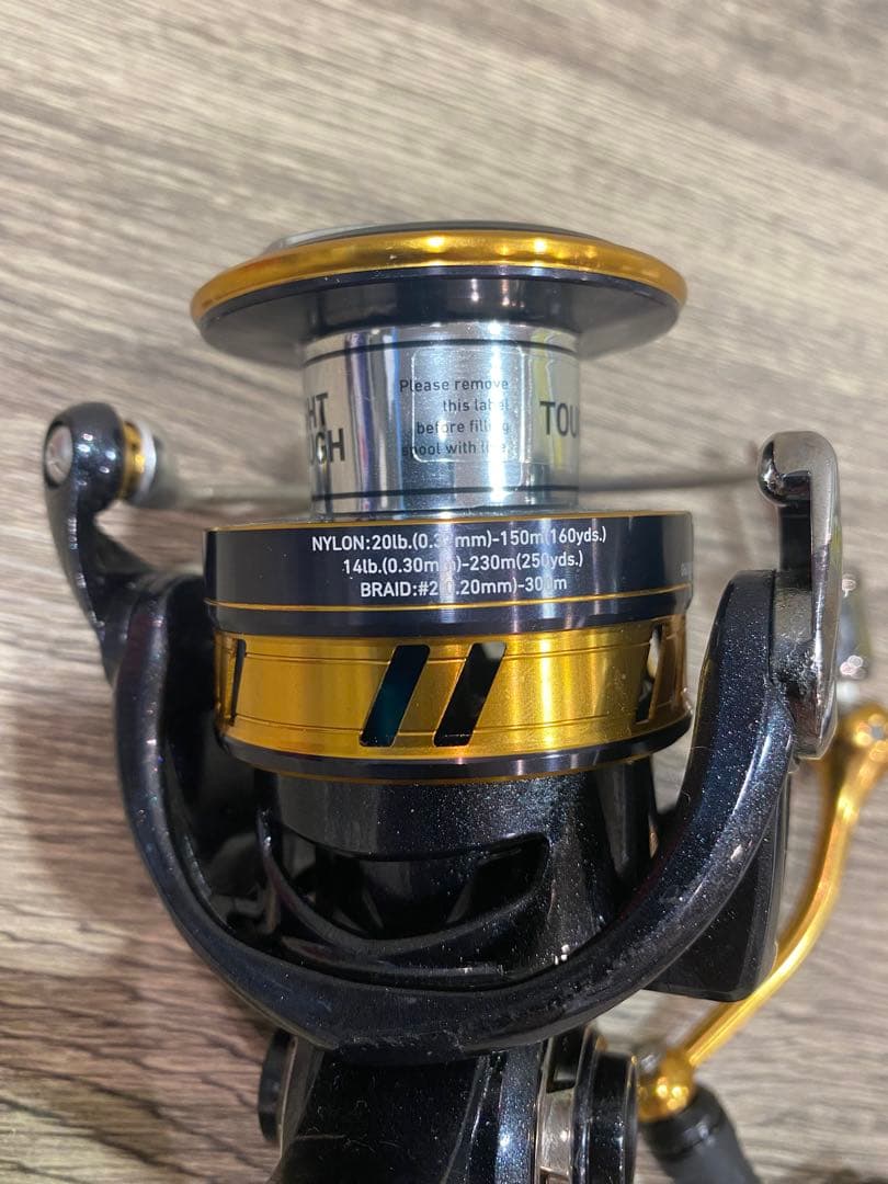 ✴️即購入不可コメント必須 Daiwa LT4000D-C スピニングリール
