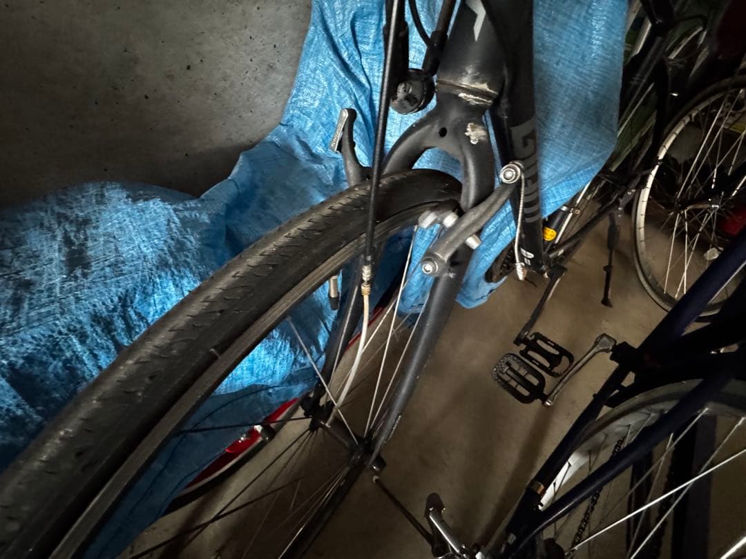 引き取り限定　giant escape r drop