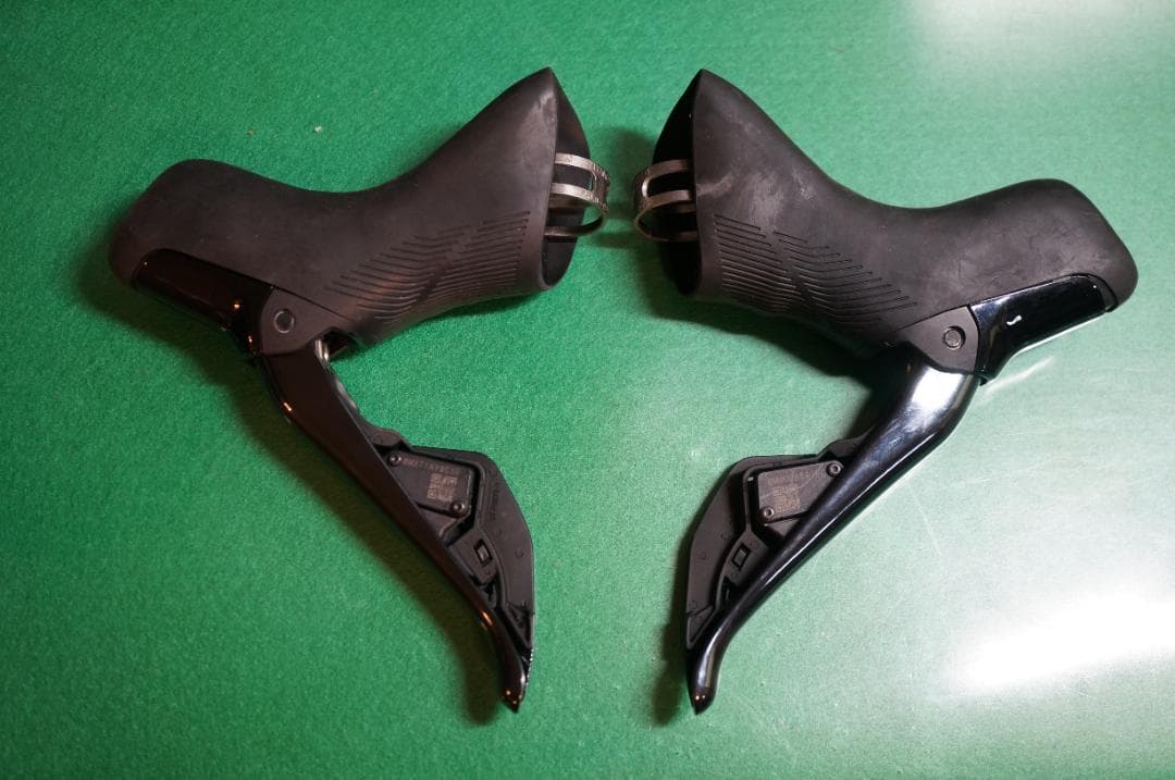 SHIMANO ST-R9270 デュラエース Di2　右のみ