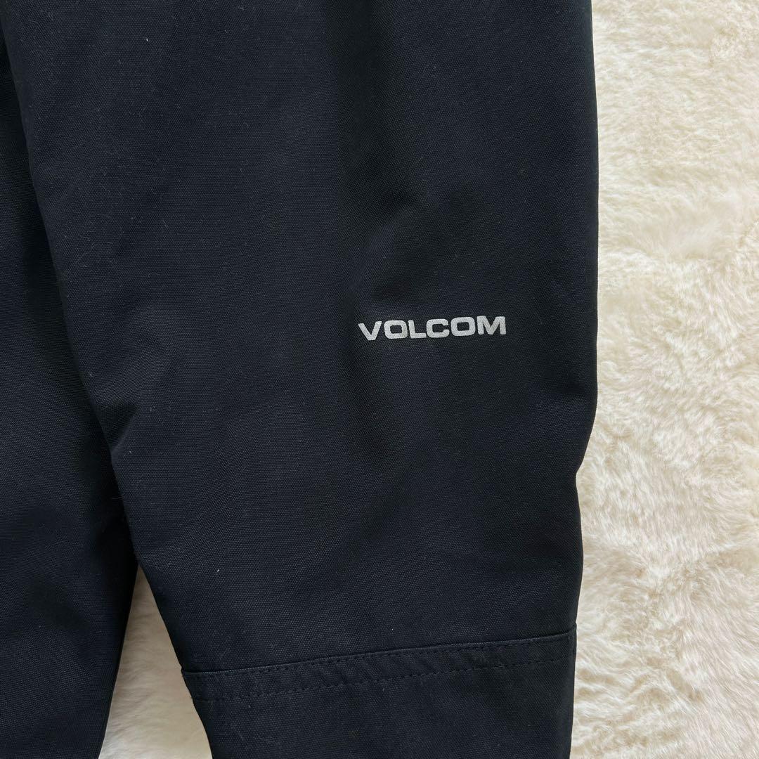 VOLCOM スノーボードウェア ネイビー　Lサイズダウンジャケット