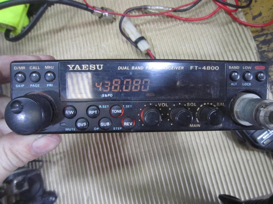 YAESU FT-4800 トランシーバー