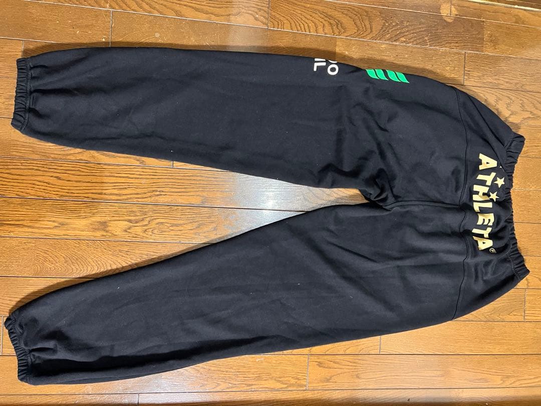 ATHLETA サッカー用ジャージ ブラック　Oサイズ