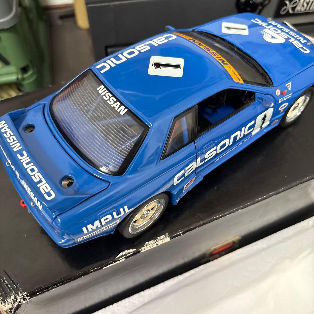 ミニカー Calsonic Nissan Skyline GT-R 1/18