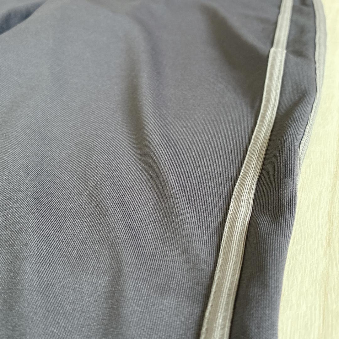 UNIQLO ユニクロ ハーフパンツ M ウエスト調節紐 トレーニング 運動