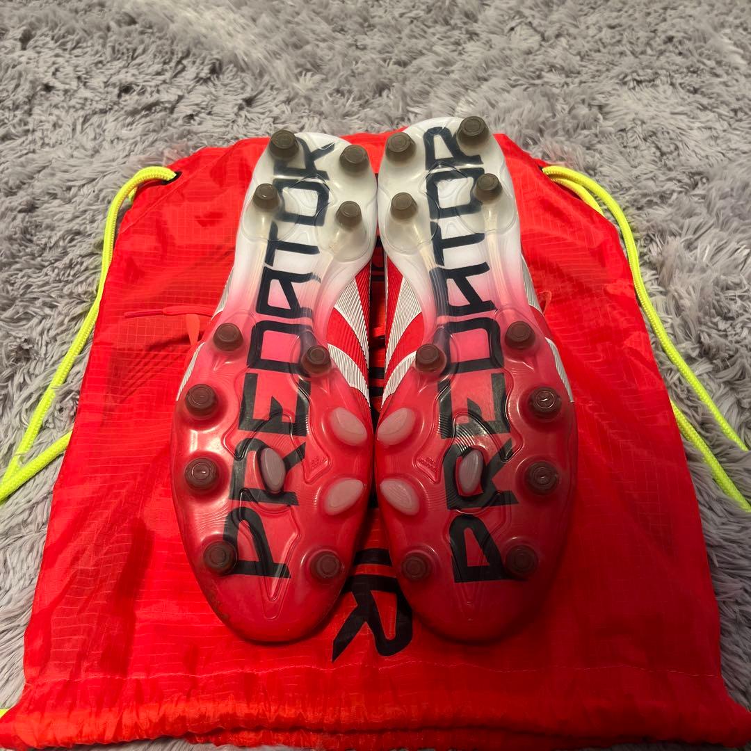 adidas サッカーシューズ レッド 収納バッグ付き