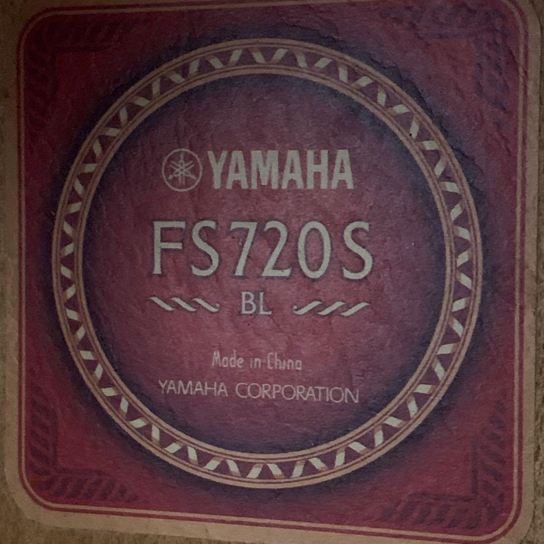 【極美品】ヤマハFS720 調整済新品弦アコースティックギター
