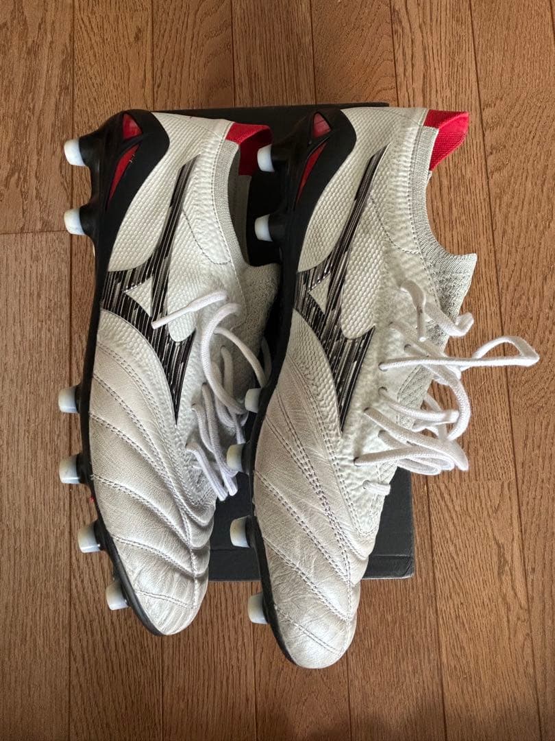 MIZUNO モレリア ネオ4ベータ