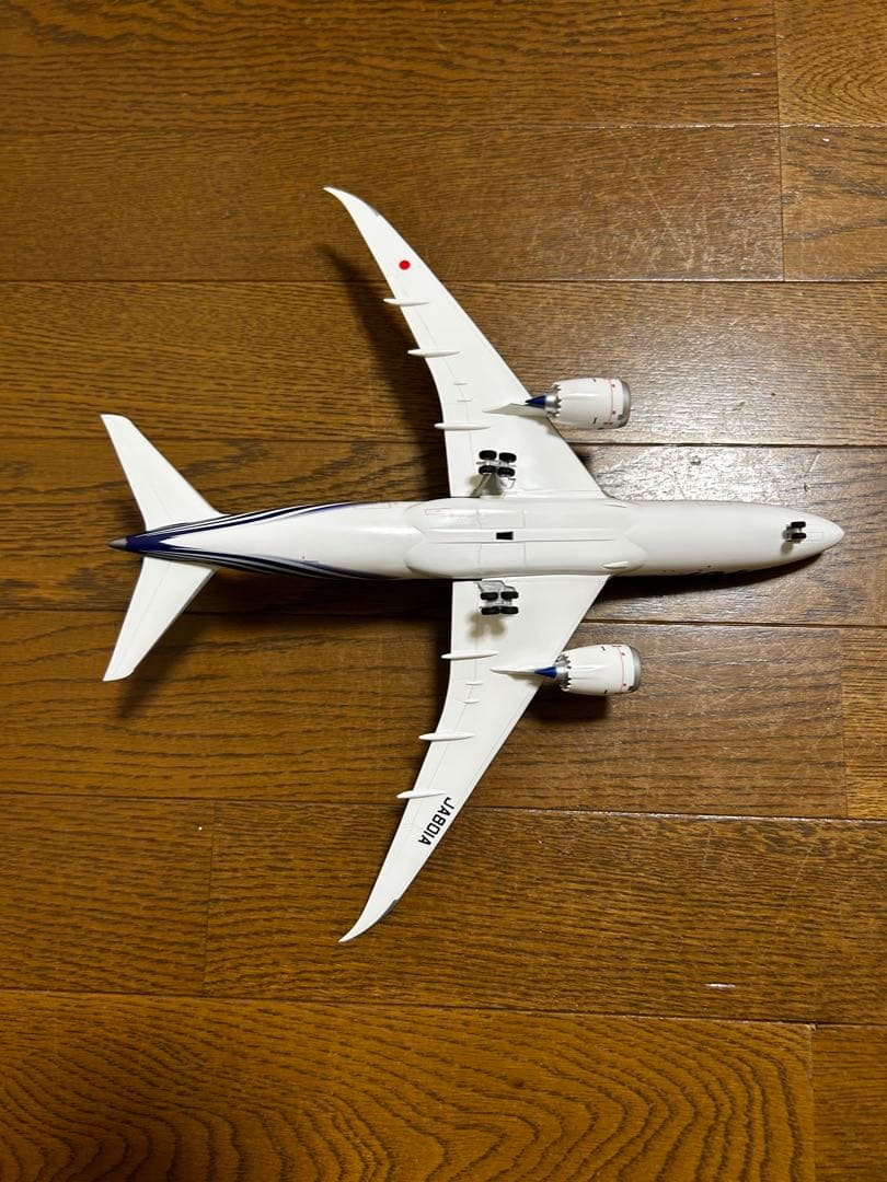 【一部訳あり】全日空商事 B787-8 NH20053 1/200 スケール