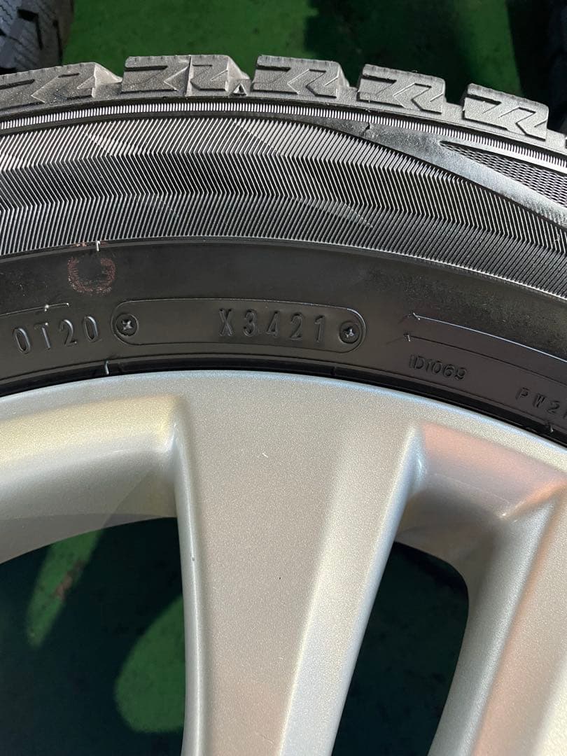 よたろうさん専用DUNLOP 205/60/16 スタッドレスホイール付1本