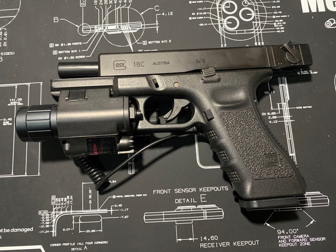 東京マルイ Glock 18Cレーザーサイト付き
