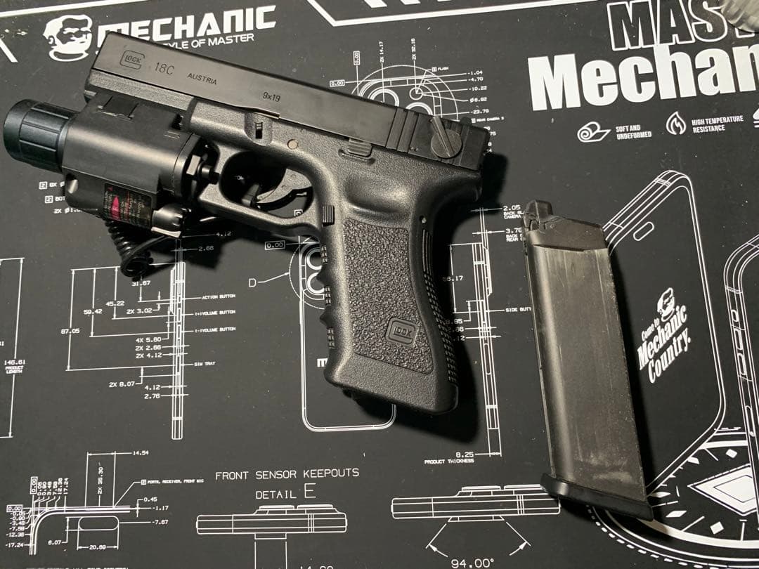 東京マルイ Glock 18Cレーザーサイト付き