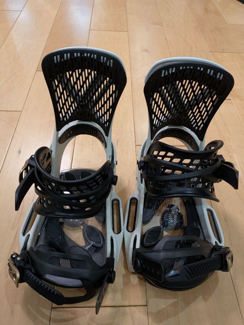 BURTON　バートン　エスカペイド　escapade　サイズＬ