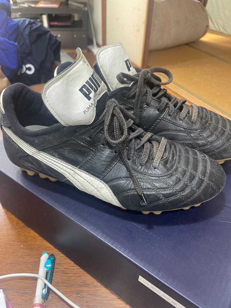 PUMA サッカーシューズ 黒