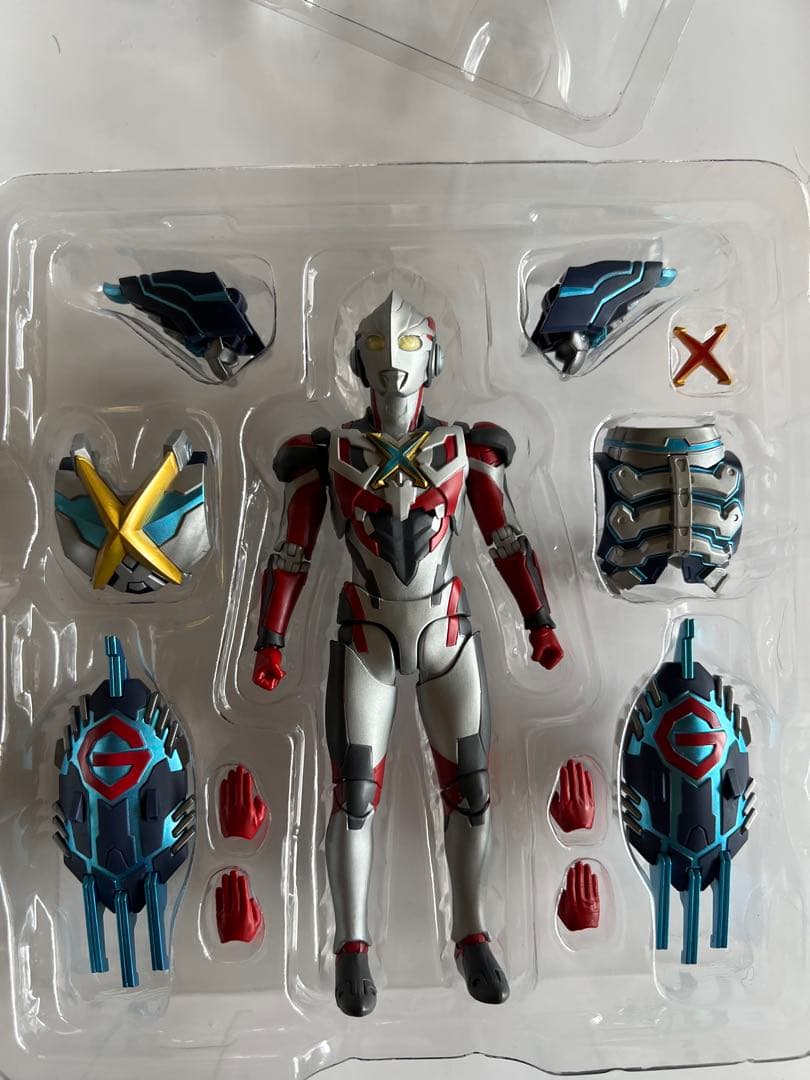 訳ありS.H.Figuarts ウルトラマンエックス & ゴモラアーマーセット