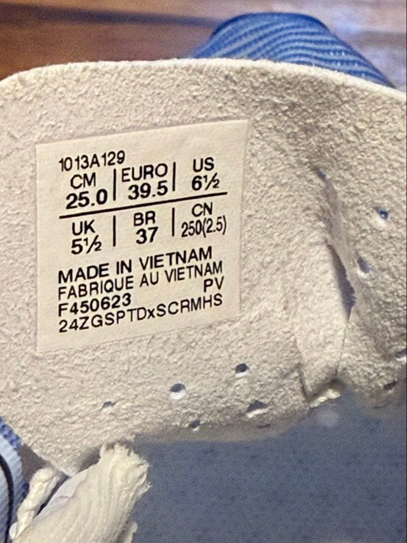 新品　asics s4 ランニングシューズ　25.0cm