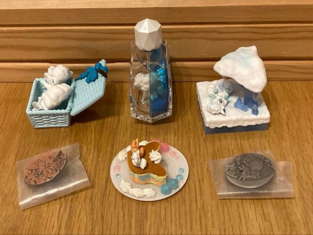 ポケモン　アローラロコン　ロコン　フィギュア　ピンズ　まとめ
