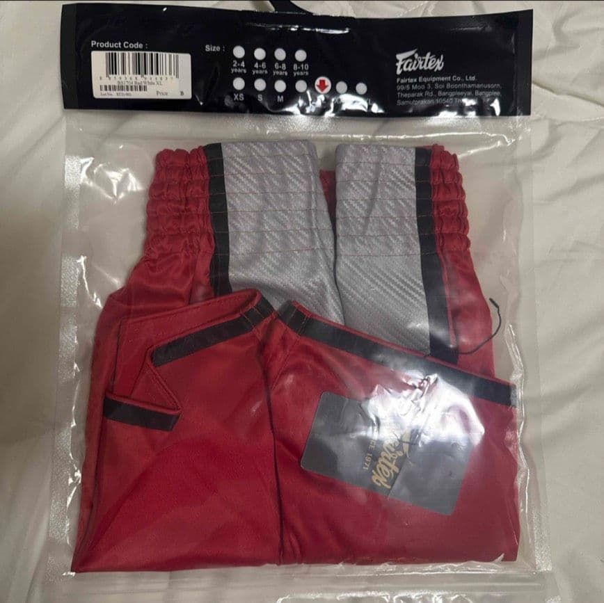 Fairtex ボクシングショーツ フェアテックス キックパンツ 赤レッド黒白