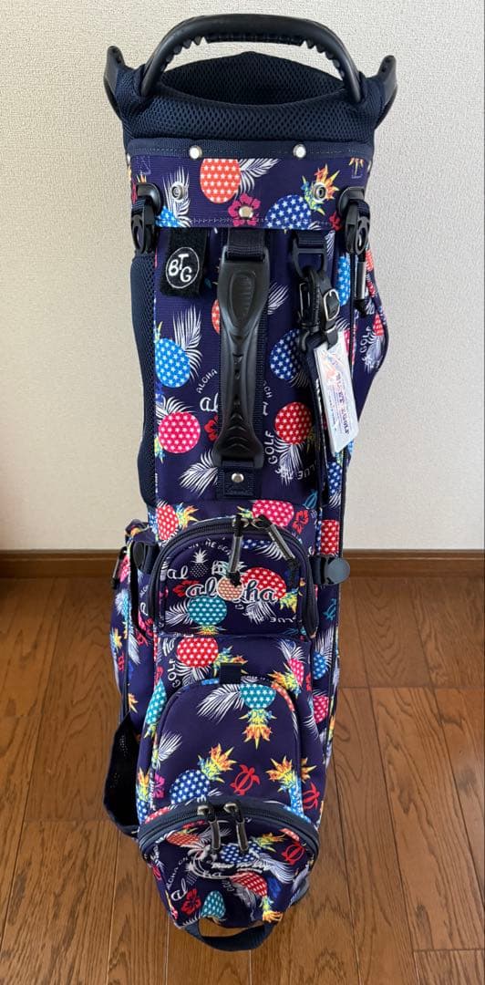 【美品】ブルーティーゴルフ 軽量 スタンド キャディバッグ ポップンパイン