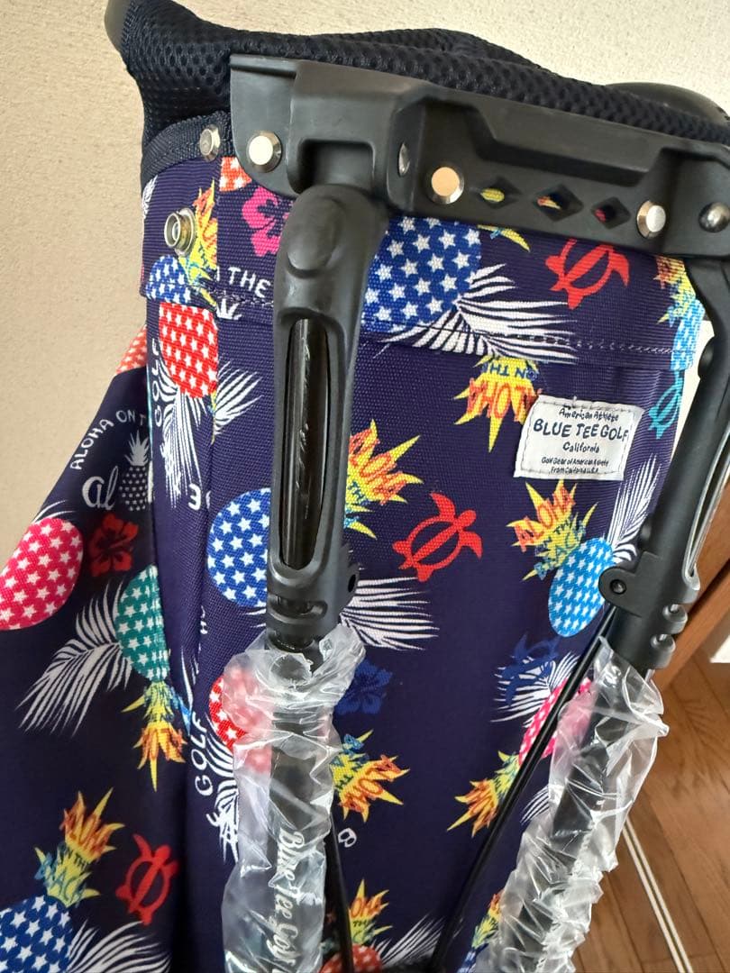 【美品】ブルーティーゴルフ 軽量 スタンド キャディバッグ ポップンパイン