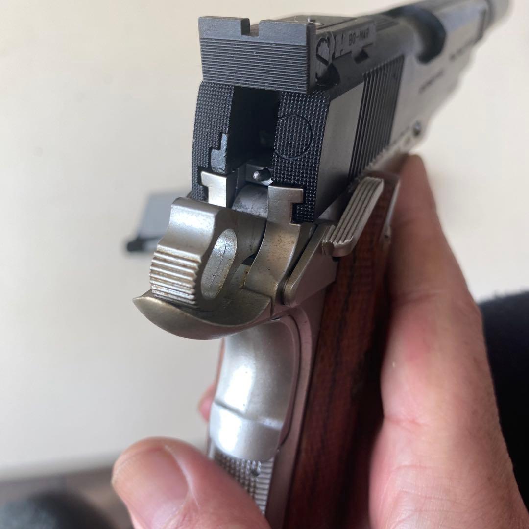 WA ウィルソン　サイレンサー仕様　ブローバック　ガスガン ロングマガジン
