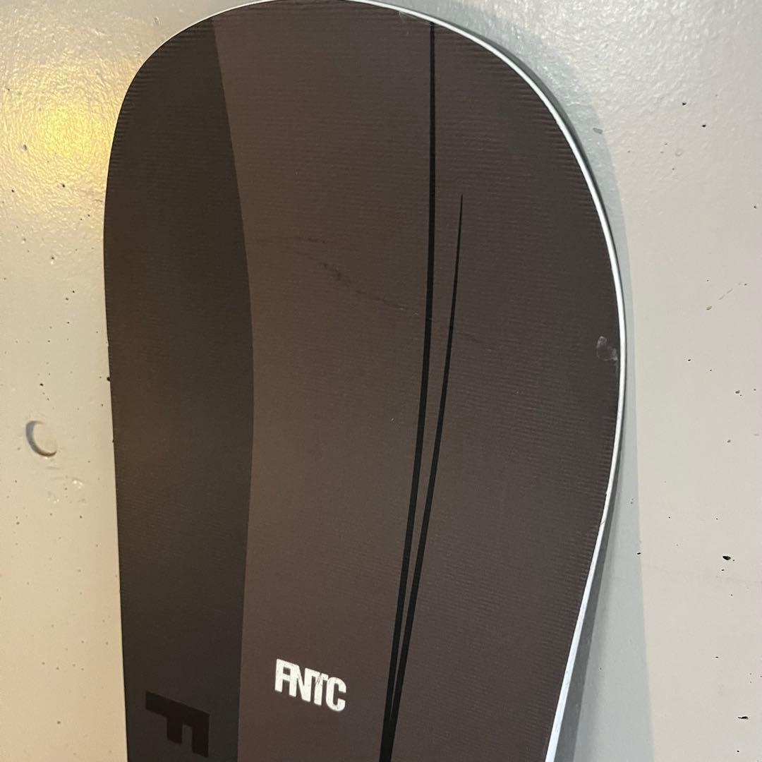 美品★24-25 FNTC エフエヌティーシー TNTR 147cm グラトリ