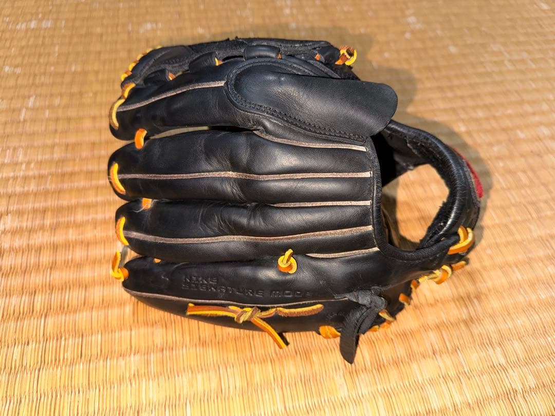 Nike 軟式野球グローブ 黒 シグネイチャーモデル