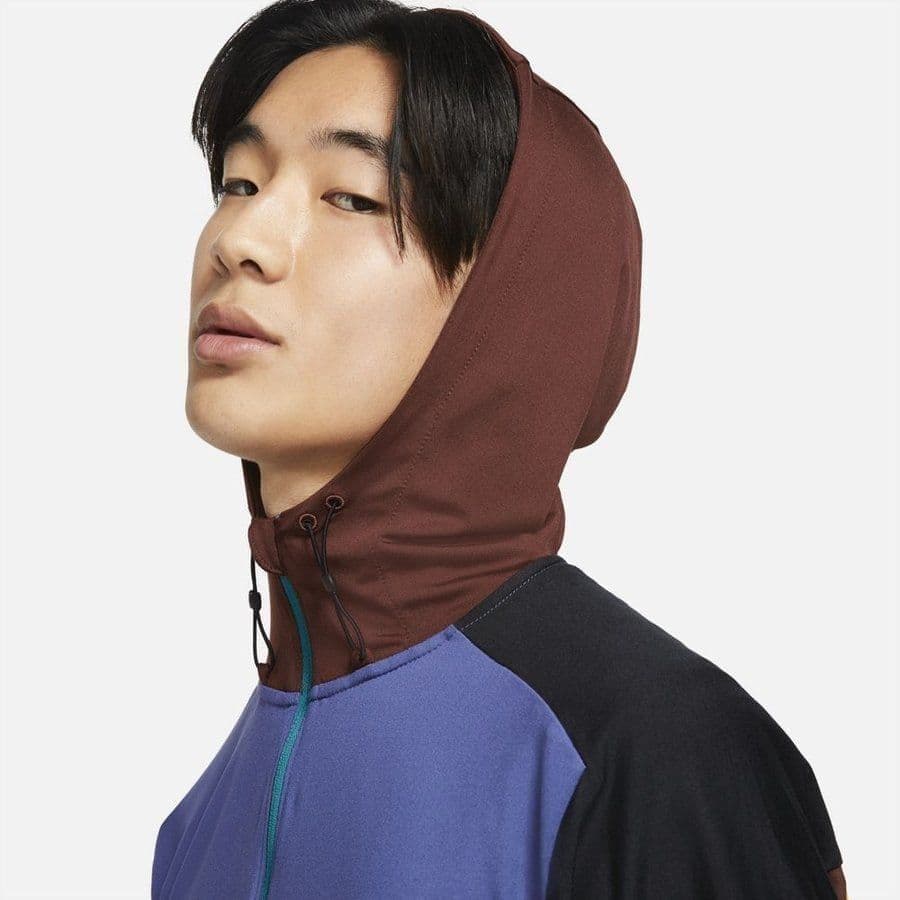残少 M ナイキ トレイル ランニング パーカー @9900円 エレメント 黒