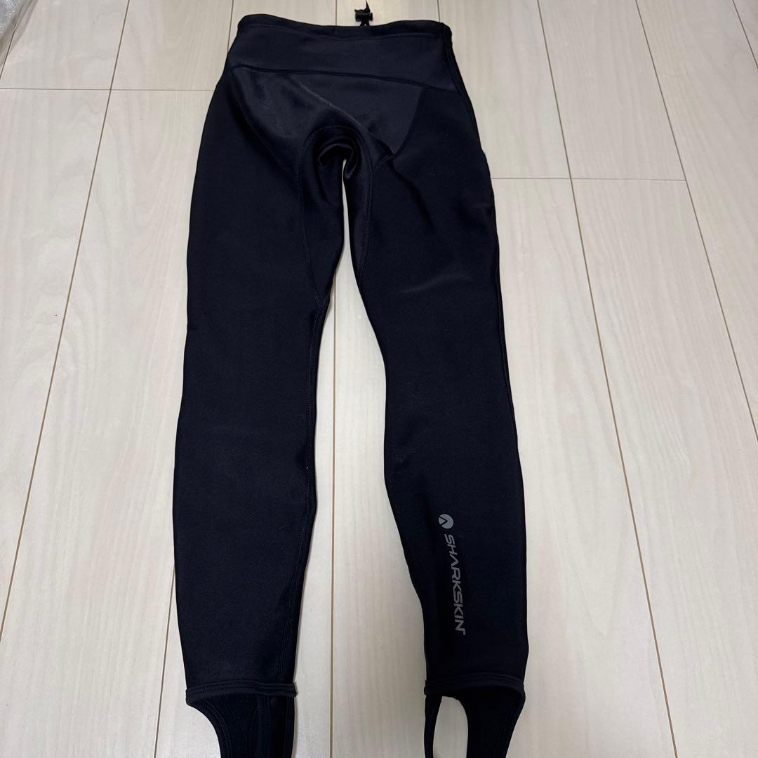SHARKSKIN シャークスキン　ブラック ウェットスーツ XXS