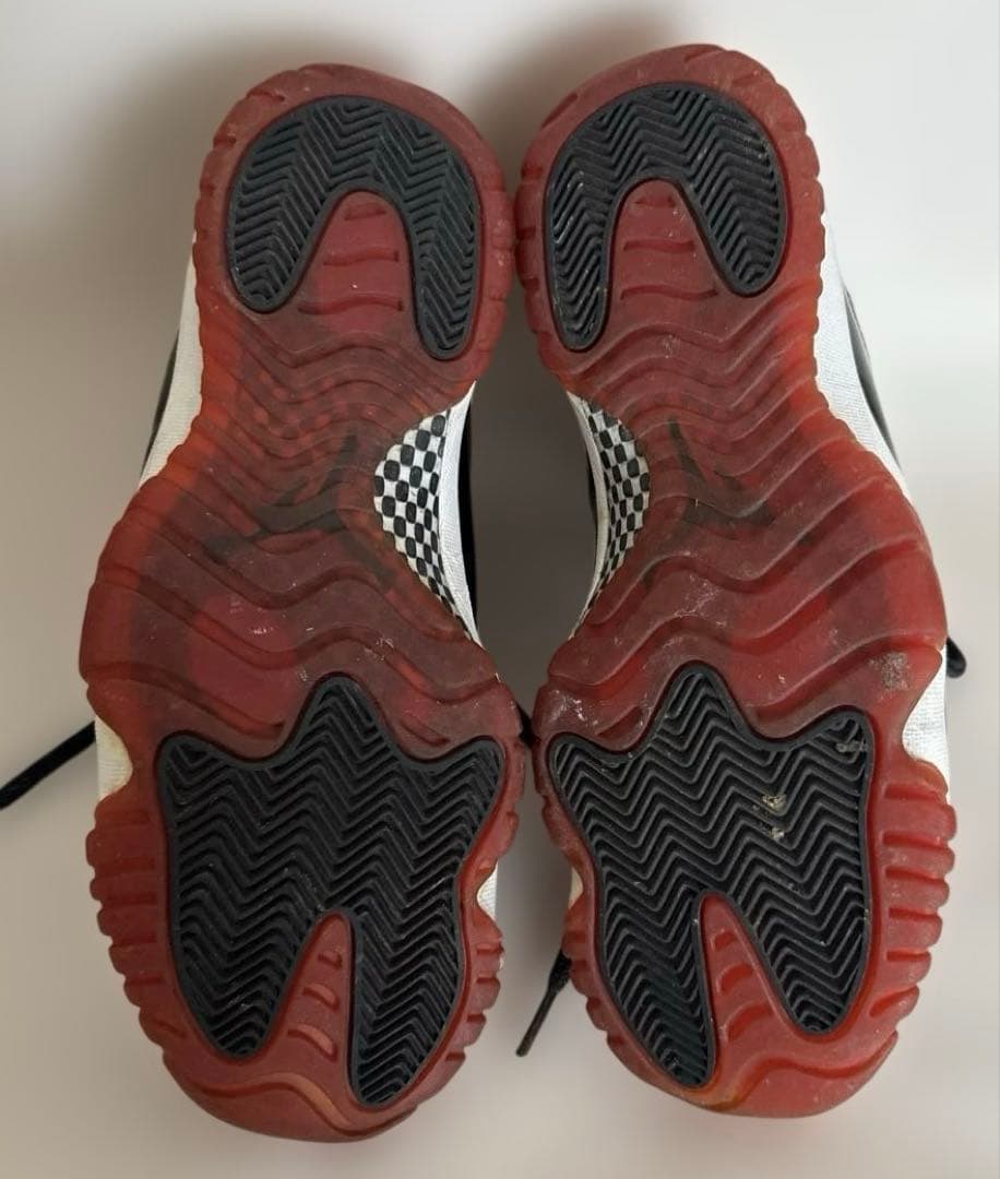 NIKE air Jordan 11エア ジョーダン ブラックレッド　ハイカット