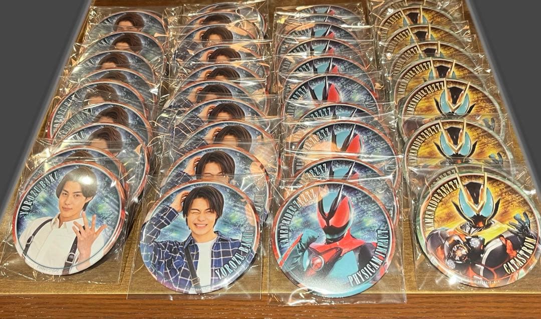 万津莫 セブン 仮面ライダーゼッツ 缶バッジ セット