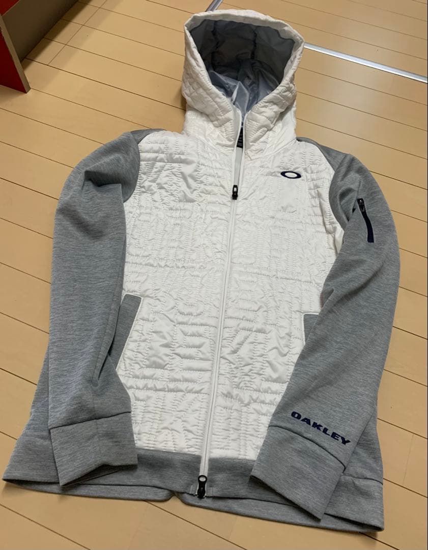 メンズ　OAKLEY オークリー　セットアップ 上下セット　ジョガーパンツ