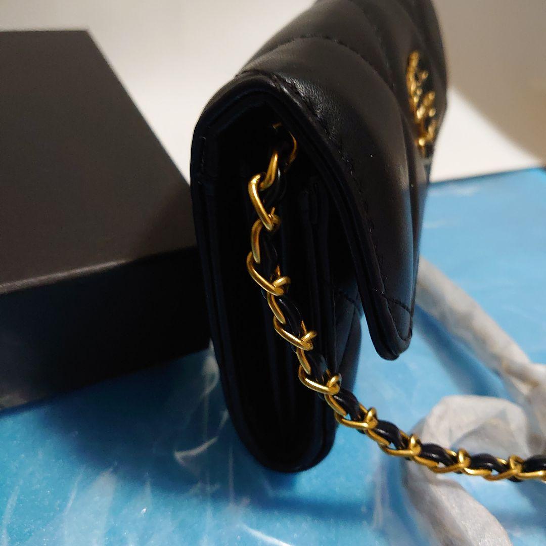 CHANEL ブラック　ミニバッグ