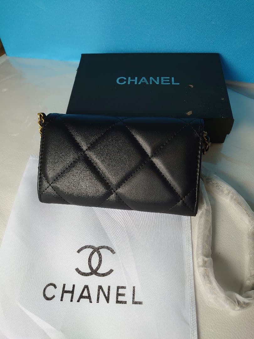 CHANEL ブラック　ミニバッグ