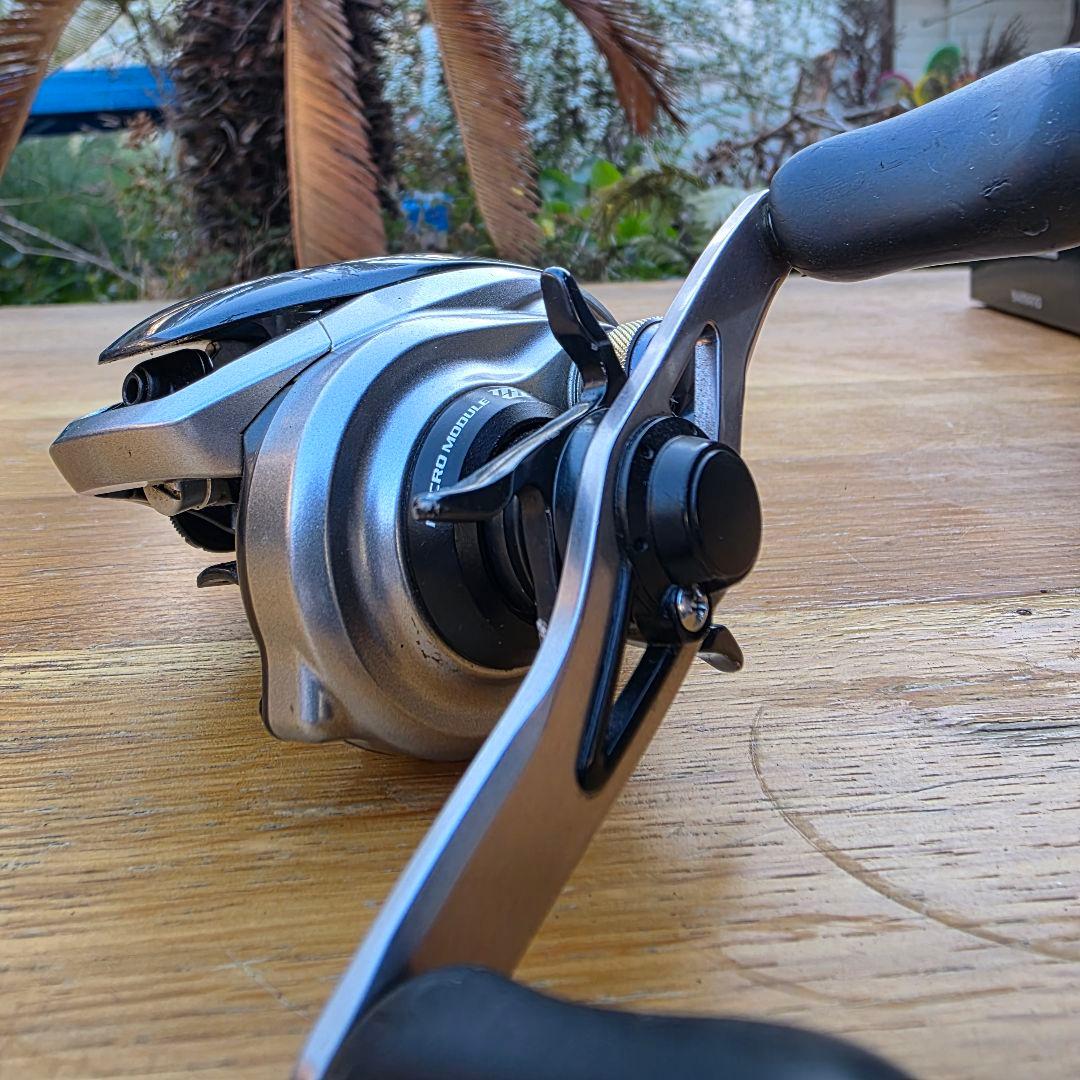 SHIMANO シマノ 13メタニウム XG 左ハンドル ベイトリール