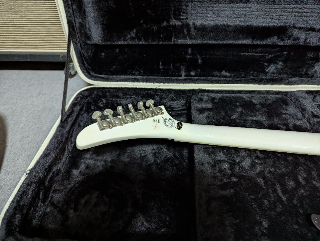 Epiphone Explorer #KISSトミー・セイヤー エクスプローラー