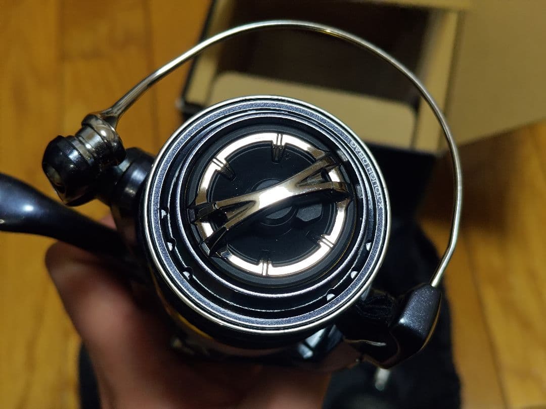シマノ 15ツインパワーSW5000HG スピニングリール