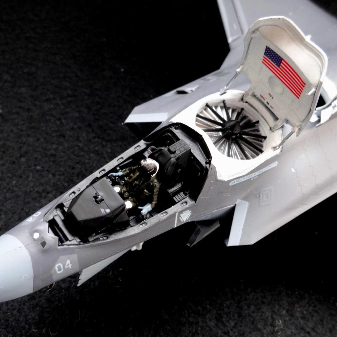 J&Y SYSTEM　1/72 F-35B VMFA-211 完成品