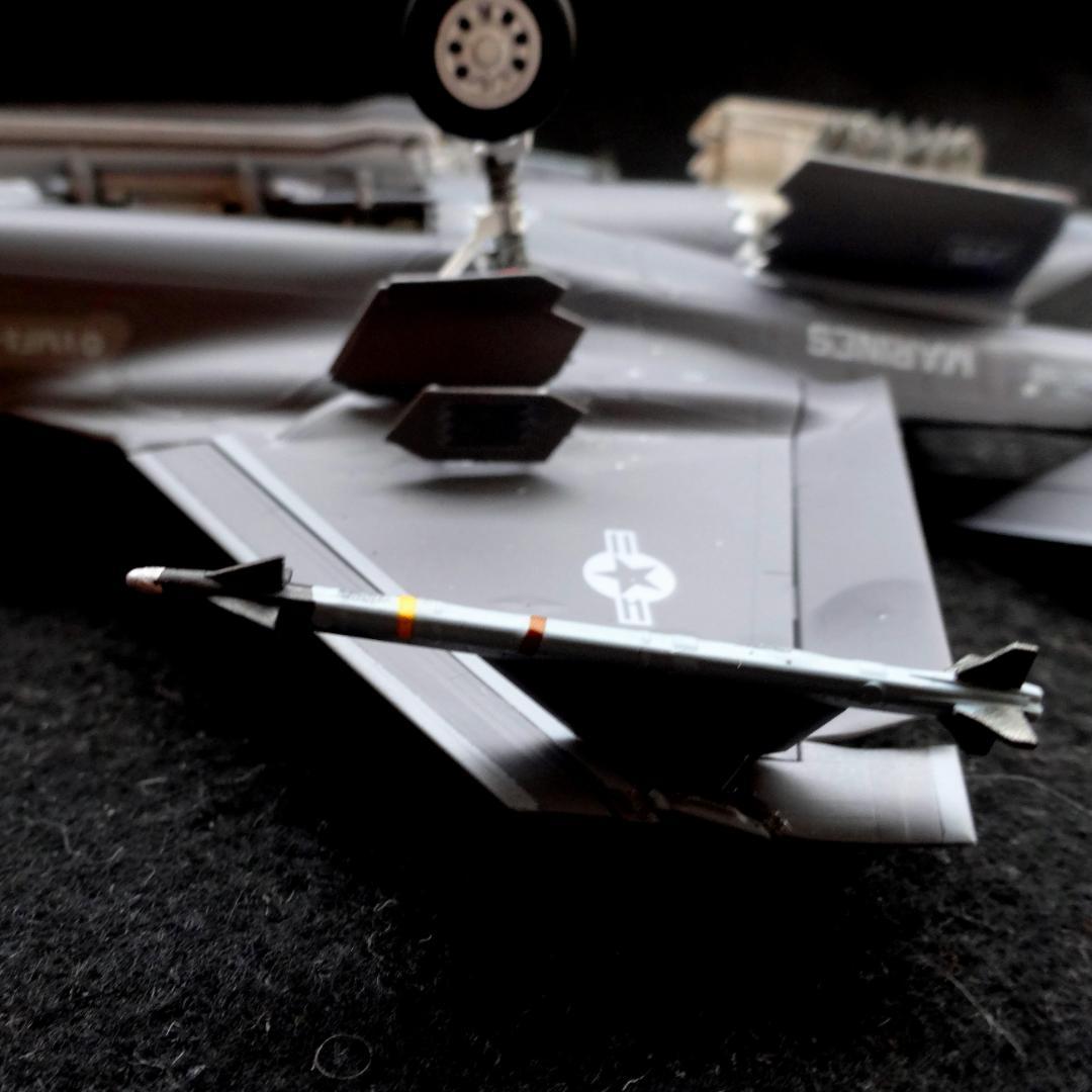 J&Y SYSTEM　1/72 F-35B VMFA-211 完成品