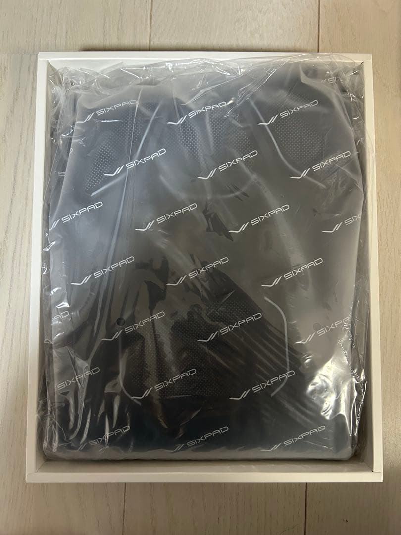 【値下げ可能】新品未使用　SIXPAD シックスパッド コアベルト2 Ｌサイズ