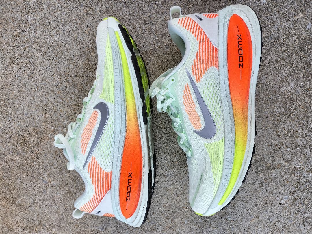 NIKE ボメロ18 27.0cm