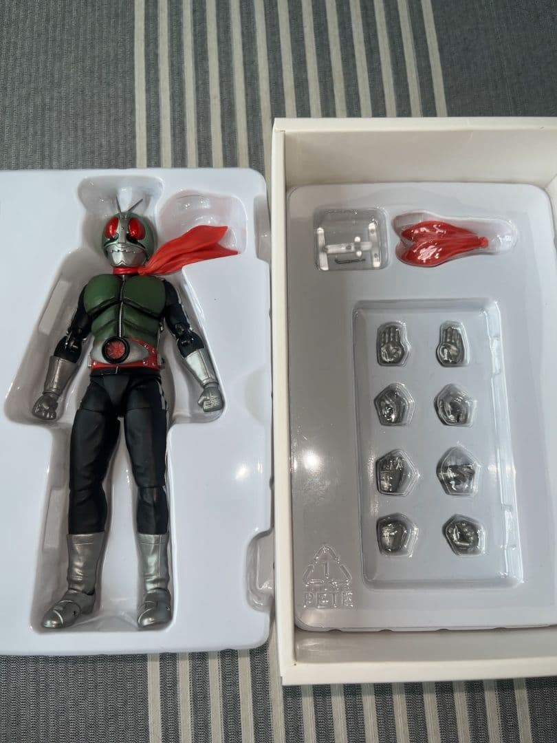 S.H.Figuarts 仮面ライダー 新1号　 真骨彫製法　訳あり