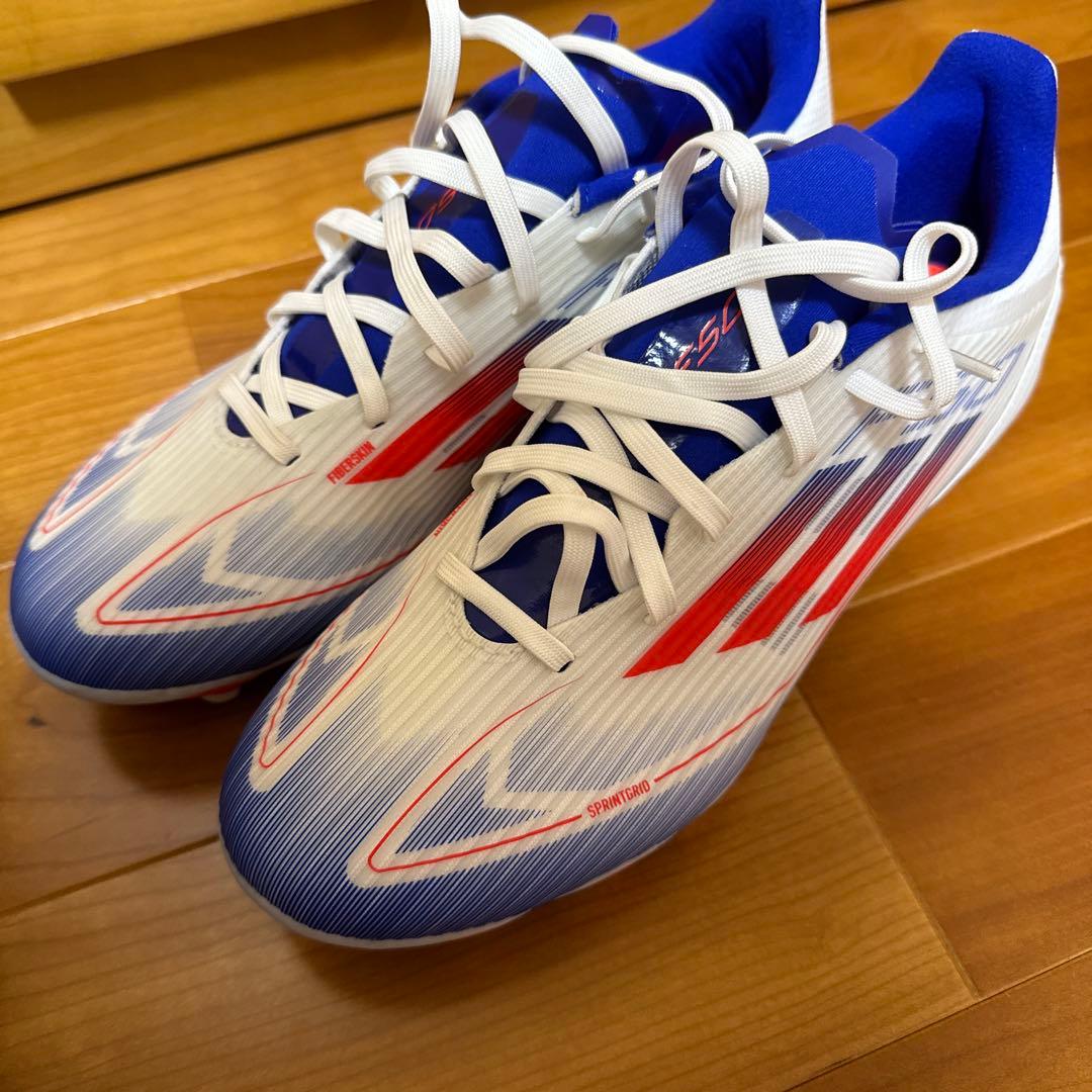 adidasサッカースパイク26.5