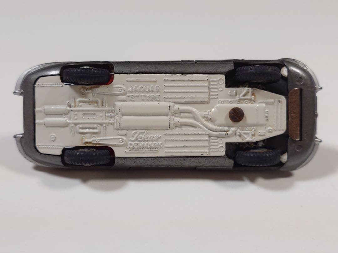 ミニカー TEKNO 926 JAGUAR E TYPE
