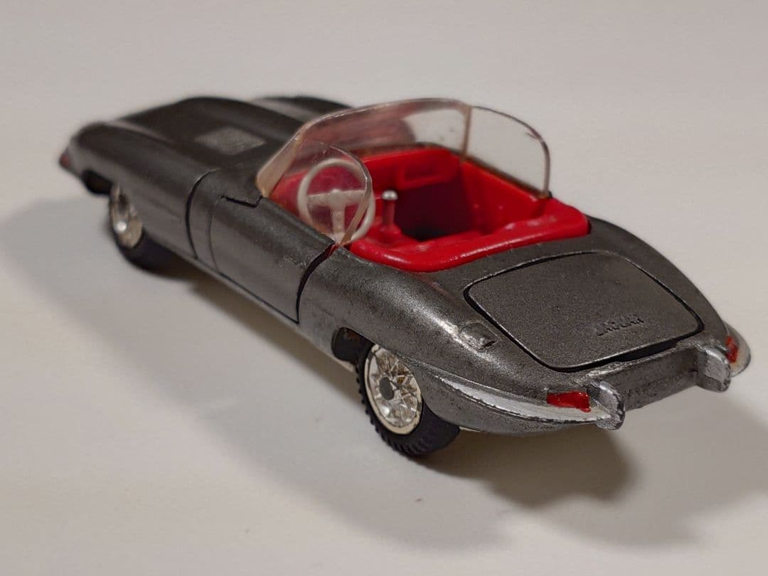 ミニカー TEKNO 926 JAGUAR E TYPE