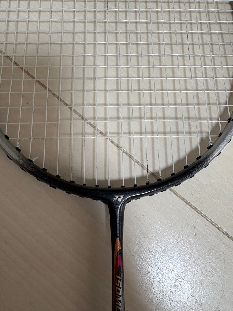 バドミントンラケット　YONEX ISOMETRIC SWING POWER