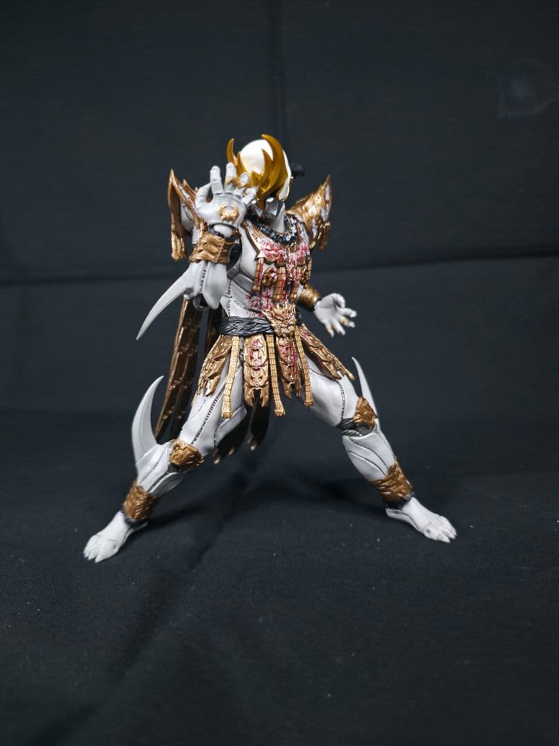 真骨彫 仮面ライダークウガ 九郎ヶ岳の死闘セット ダクバ