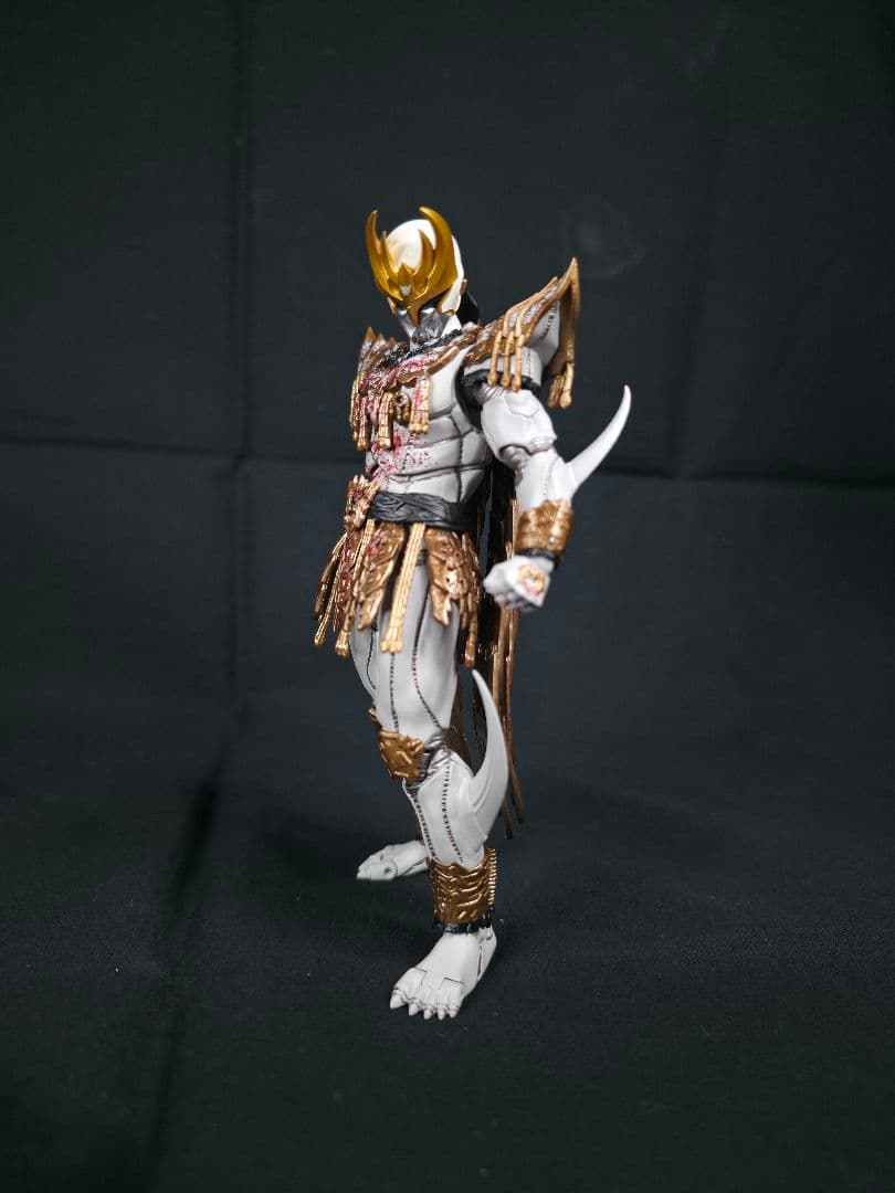 真骨彫 仮面ライダークウガ 九郎ヶ岳の死闘セット ダクバ