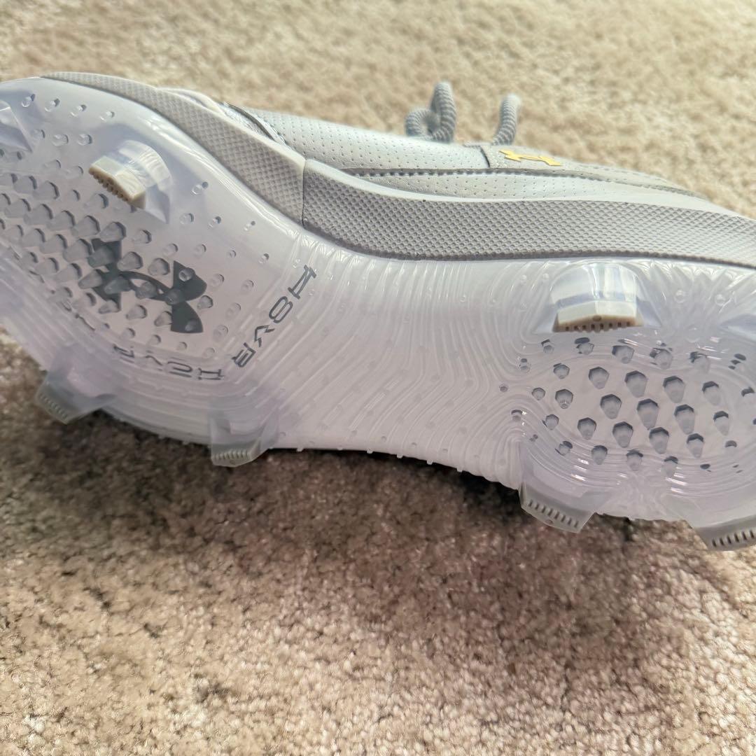 【UNDER ARMOUR】日本未発売 野球 ポイント Harper Pro 9