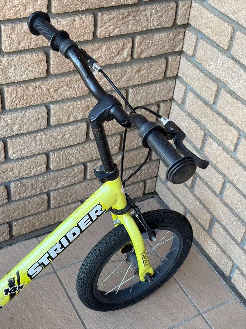STRIDER ストライダー 14x LIME YELLOWライムイエロー