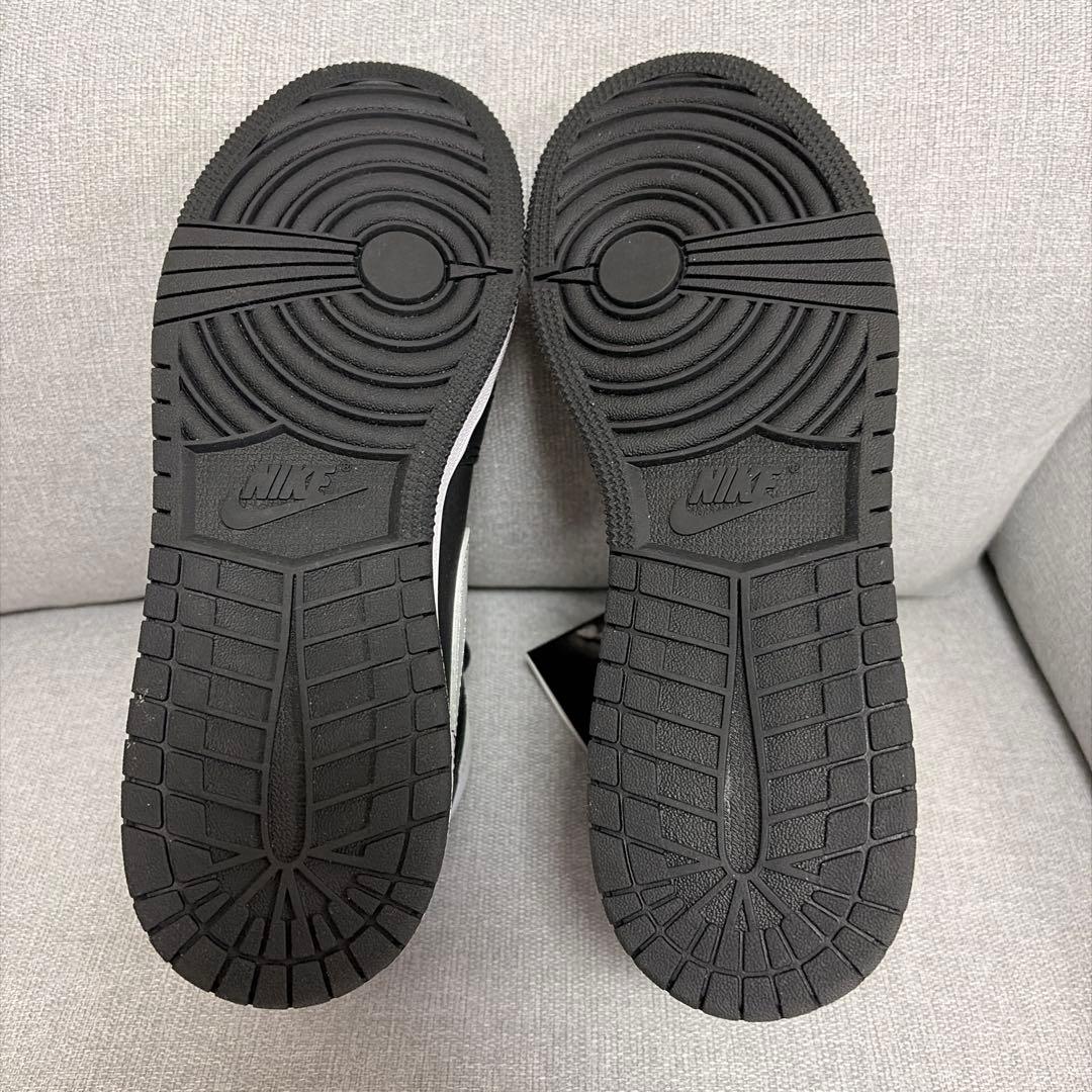 新品DZ5485-010 Air Jordan 1 リバースパンダ　25cm